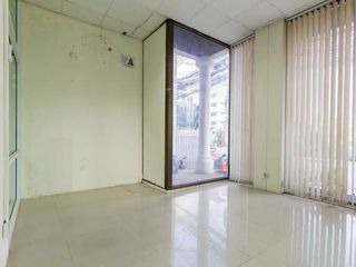 For rent and for sale 1 bed office in Huai Khwang, Bangkok