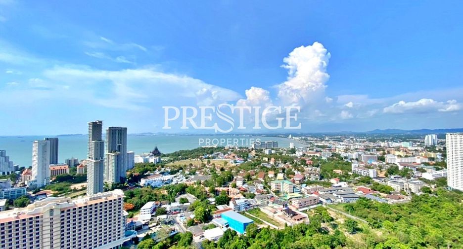 For sale 3 ベッドルーム condo in Bang Lamung, Chonburi