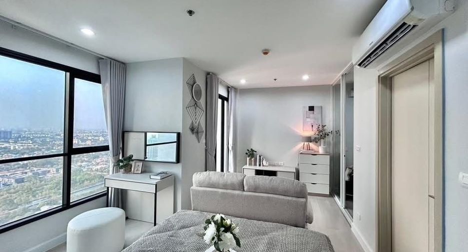 For sale 1 bed condo in Suan Luang, Bangkok