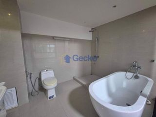 For sale 8 bed house in Bang Lamung, Chonburi