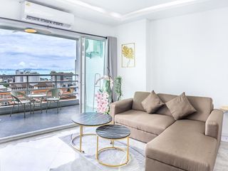 For sale 1 bed apartment in Pratumnak, Pattaya