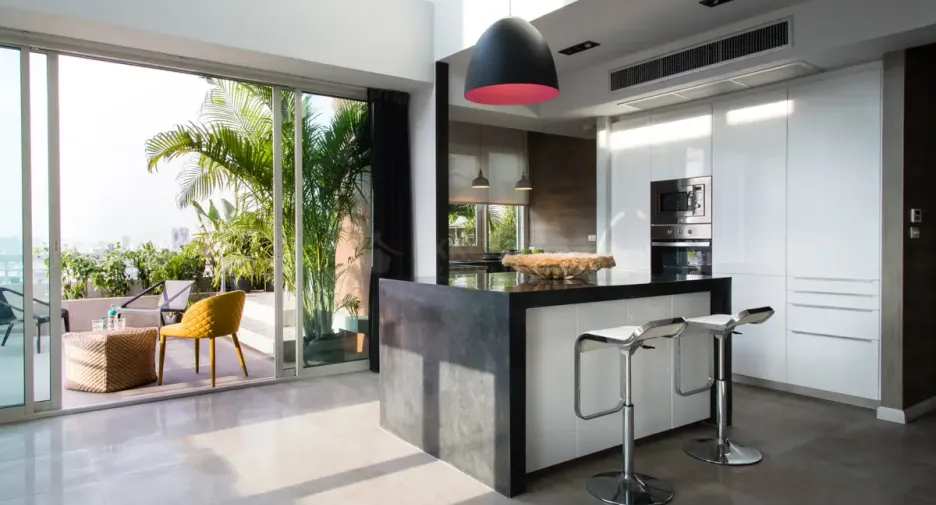For sale そして for rent 3 Beds condo in Pathum Wan, Bangkok