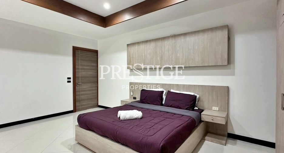 For sale 4 bedrooms house in Bang Lamung, Chonburi