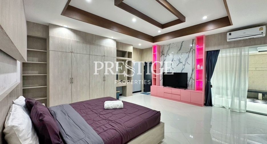 For sale 4 bedrooms house in Bang Lamung, Chonburi