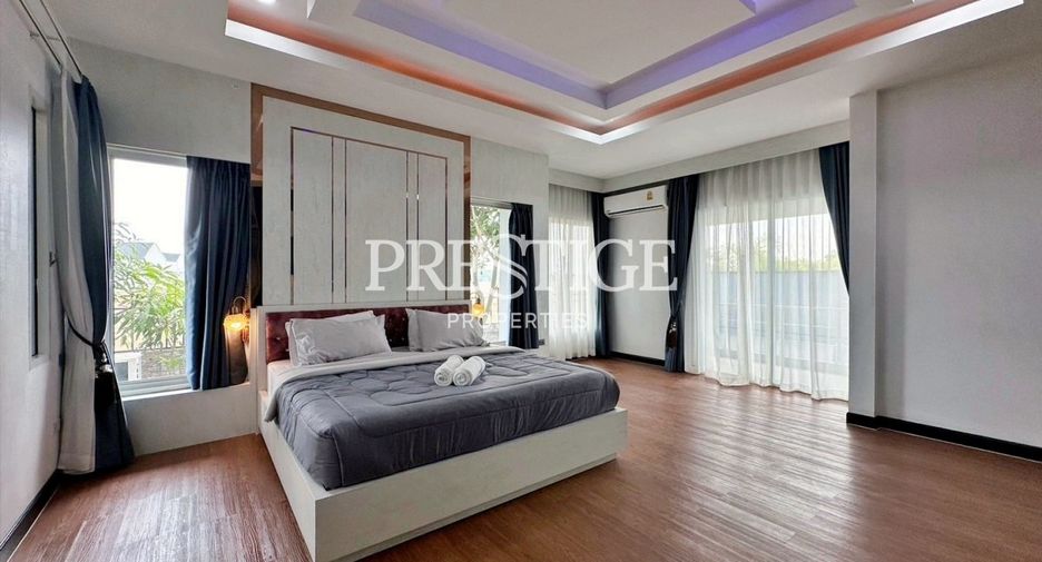 For sale 4 bedrooms house in Bang Lamung, Chonburi