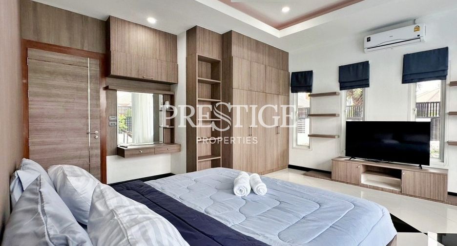 For sale 4 bedrooms house in Bang Lamung, Chonburi