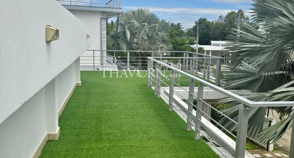 For sale 4 bed house in Sattahip, Chonburi