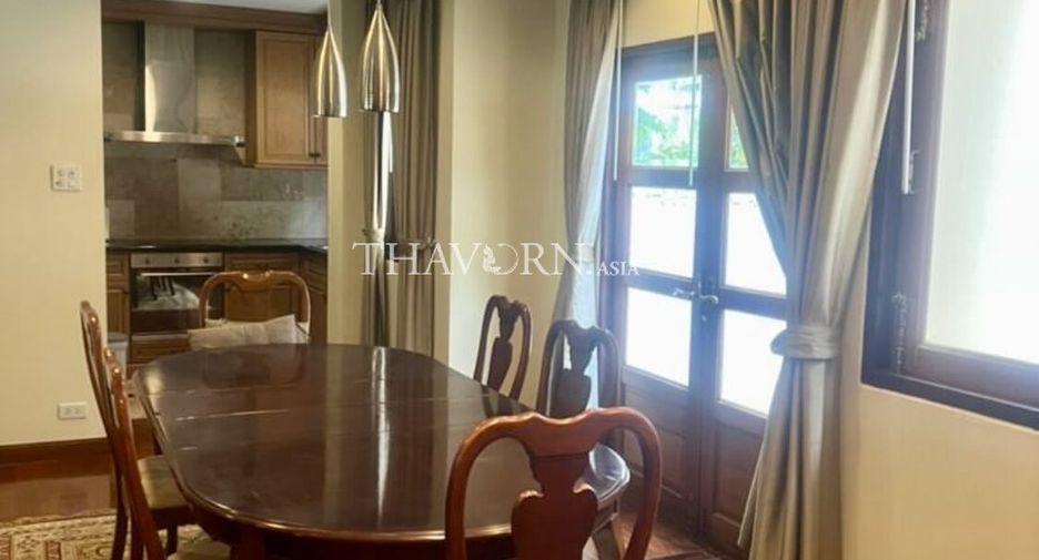 Продажа 2 спальни дом в Саттахип, Чонбури