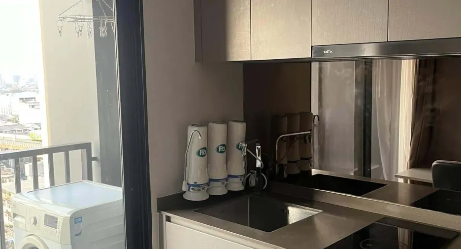 For rent 1 Beds condo in Bangkok Yai, Bangkok