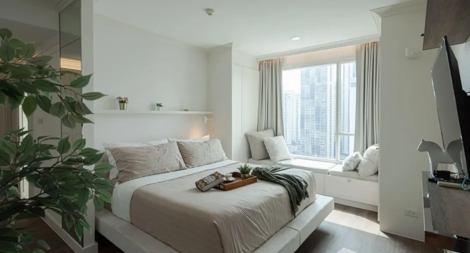 For rent 4 Beds condo in Khlong Toei, Bangkok