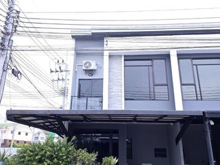 For rent 3 Beds townhouse in Thung Khru, Bangkok