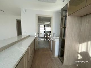 For rent 4 bed condo in Khlong Toei, Bangkok