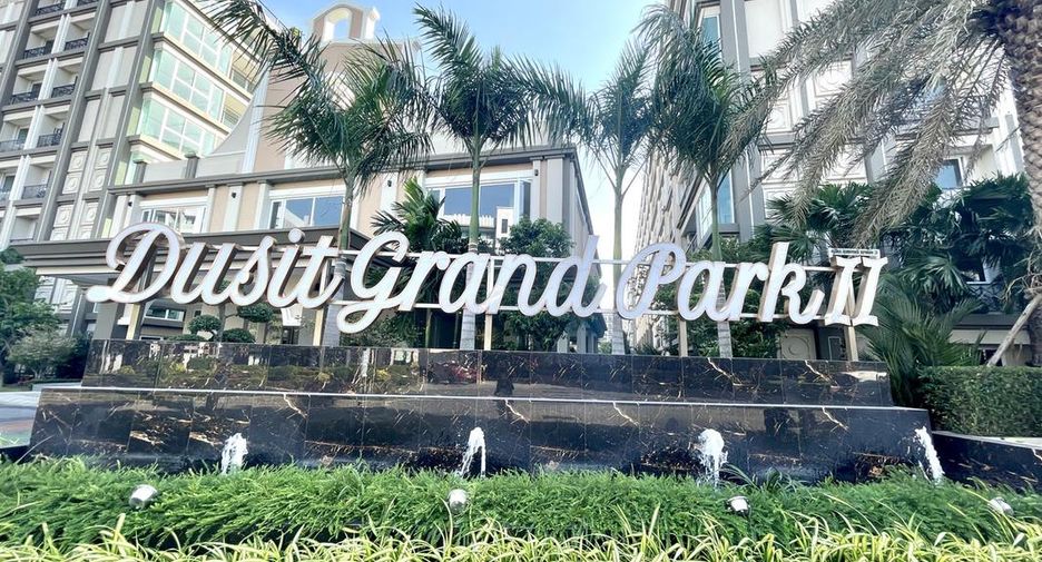 For sale 2 bedrooms condo in Bang Lamung, Chonburi