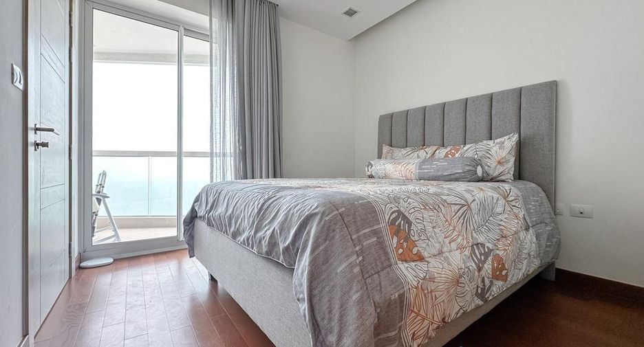 For sale 2 bedrooms condo in North Pattaya, Pattaya