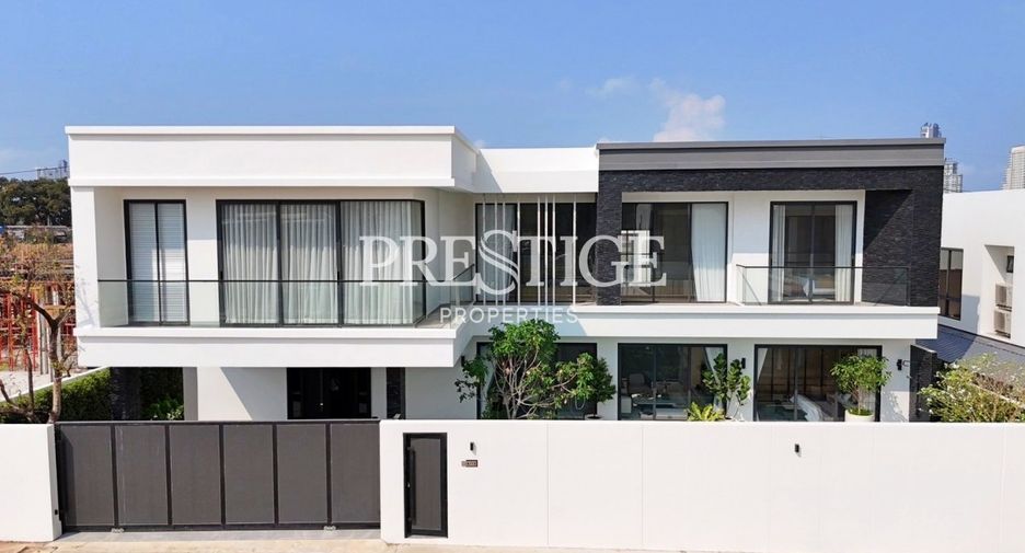 Casa en venta de 4 habitaciones en Bang Lamung, Chonburi