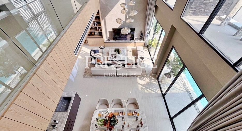Casa en venta de 4 habitaciones en Bang Lamung, Chonburi