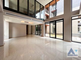 For sale 4 Beds house in Yan Nawa, Bangkok