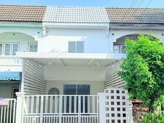 For sale 2 Beds townhouse in Mueang Nonthaburi, Nonthaburi