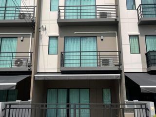 For rent 3 bed townhouse in Bang Kruai, Nonthaburi