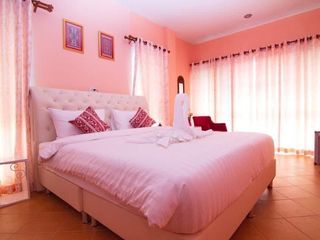 For sale 8 bed hotel in Mueang Chiang Mai, Chiang Mai