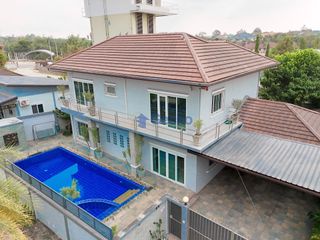 For sale 4 bed house in East Pattaya, Pattaya