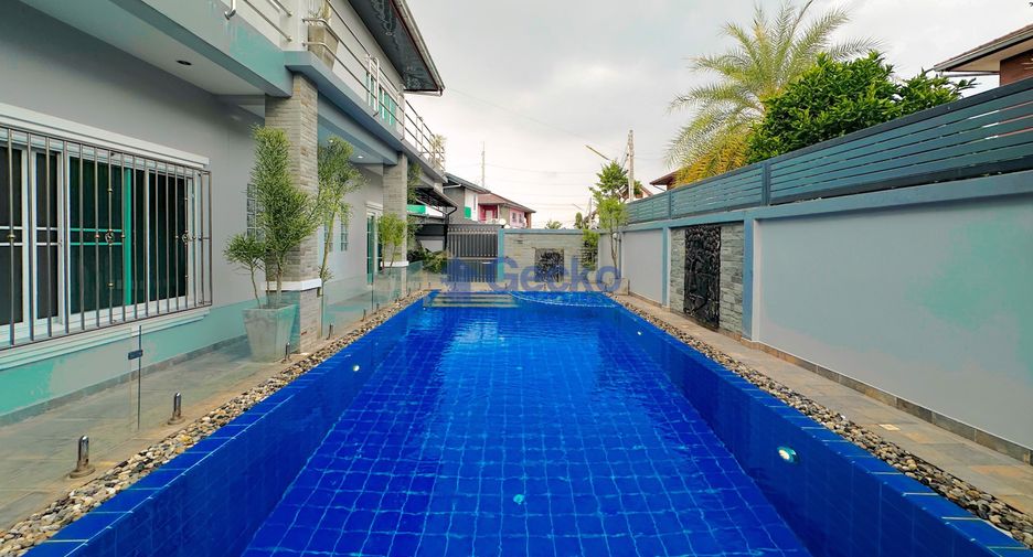 For sale 4 bed house in Bang Lamung, Chonburi