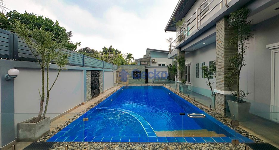 For sale 4 bed house in Bang Lamung, Chonburi