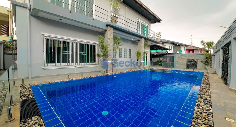 For sale 4 bed house in Bang Lamung, Chonburi