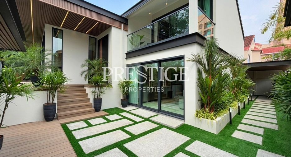 Casa en venta de 4 habitaciones en Bang Lamung, Chonburi