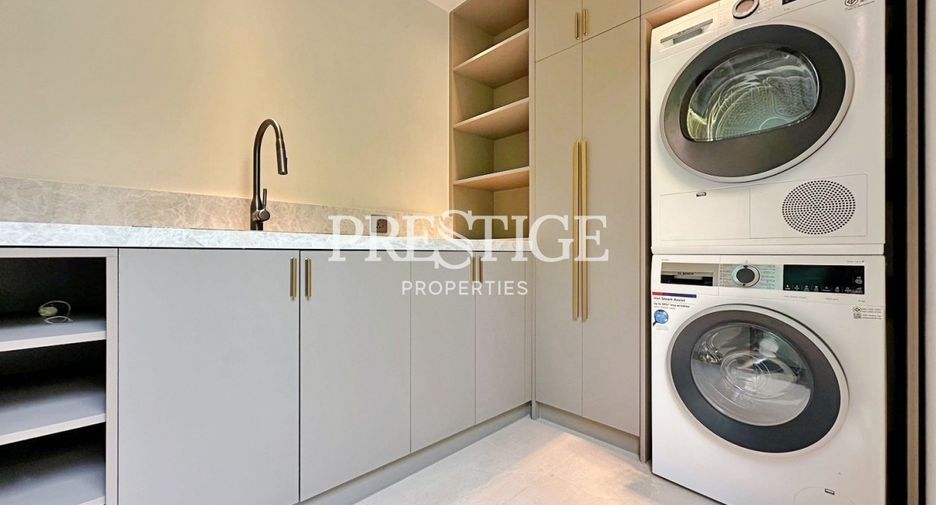 Casa en venta de 4 habitaciones en Bang Lamung, Chonburi