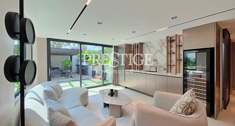 Casa en venta de 4 habitaciones en Bang Lamung, Chonburi