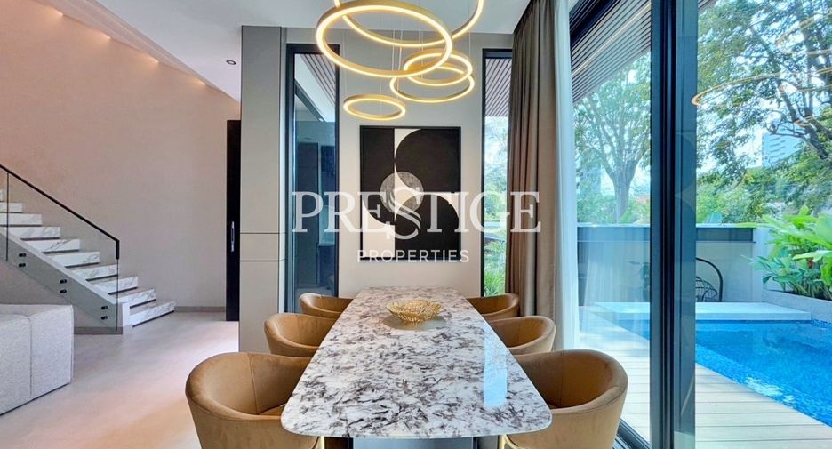Casa en venta de 4 habitaciones en Bang Lamung, Chonburi