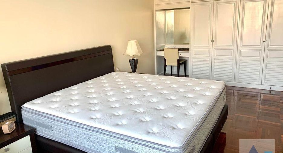 For rent 2 Beds condo in Khlong Toei, Bangkok