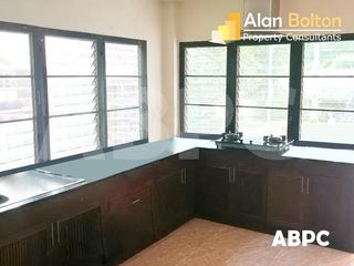 For rent and for sale 8 bedrooms house in Bang Lamung, Chonburi