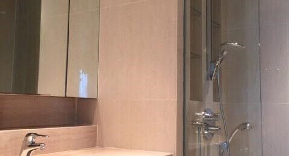 Wohnung zur Miete mit 3 Zimmer in Pathum Wan, Bangkok