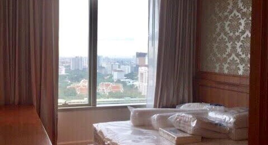 Wohnung zur Miete mit 3 Zimmer in Pathum Wan, Bangkok