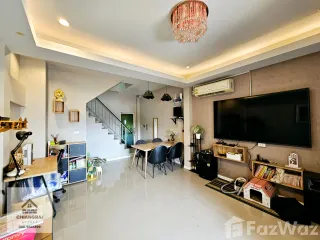 For rent 2 bed townhouse in Mueang Chiang Rai, Chiang Rai