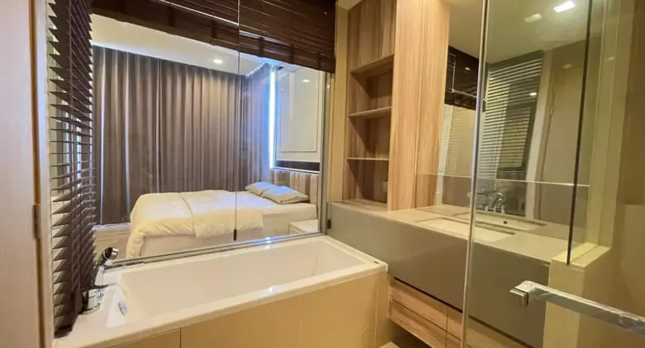 For rent 1 bed condo in Watthana, Bangkok