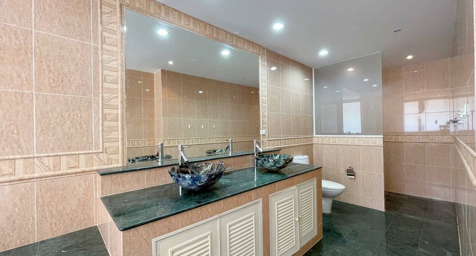 For rent 3 bed condo in Thalang, Phuket