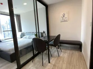 For sale スタジオ condo in Huai Khwang, Bangkok