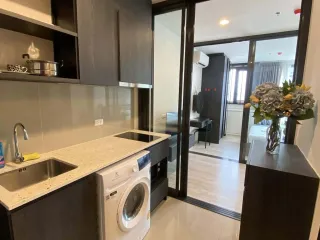 For sale スタジオ condo in Huai Khwang, Bangkok