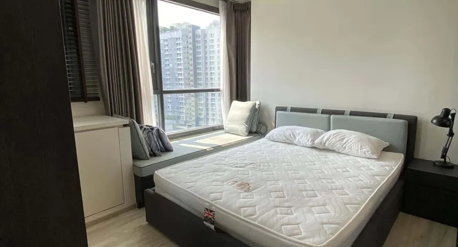 For sale スタジオ condo in Huai Khwang, Bangkok