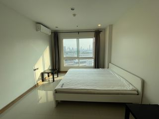 For sale 1 Beds condo in Huai Khwang, Bangkok
