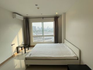For sale 1 Beds condo in Huai Khwang, Bangkok
