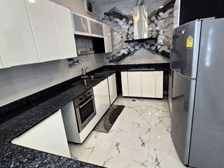 For sale 7 bed townhouse in Prawet, Bangkok