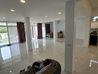 For sale 7 bed townhouse in Prawet, Bangkok