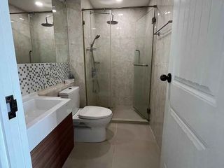 For rent 2 bed condo in Pom Prap Sattru Phai, Bangkok