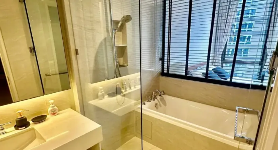For rent 1 Beds condo in Pathum Wan, Bangkok