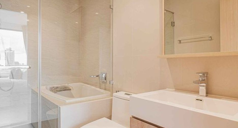 For rent 2 Beds condo in Watthana, Bangkok
