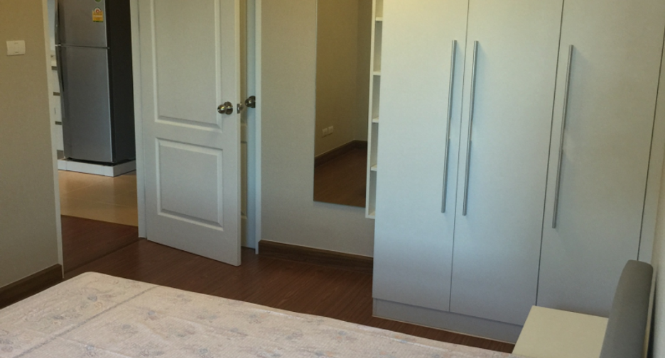 For rent 1 bed condo in Huai Khwang, Bangkok